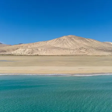 Home2book Casa Chispos Corralejo, Terrace&pool Апартаменты *