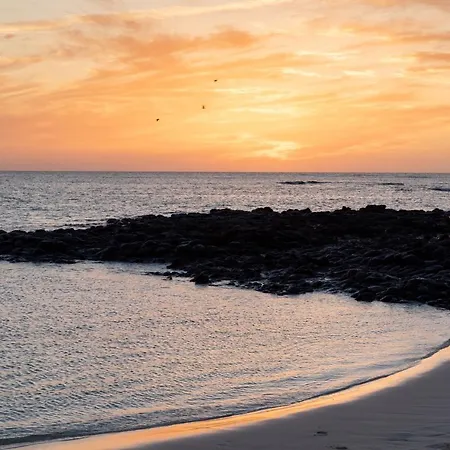 Home2book Casa Chispos Corralejo, Terrace&pool Апартаменты Коральео